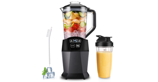 Personal travel blender with BPA-free materials
