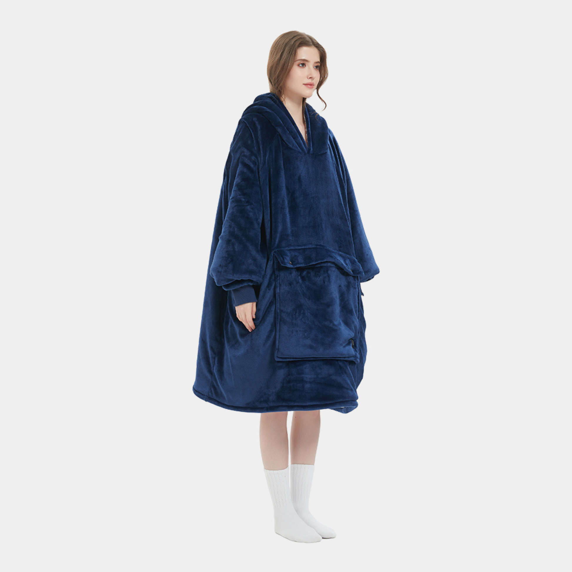 Comfortable wearable blanket for remote work setup