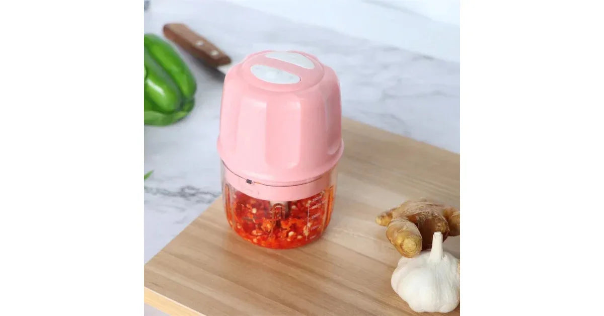 Universal Mini Food Blender Chopper – USB Charging 250ml - vitaliqa