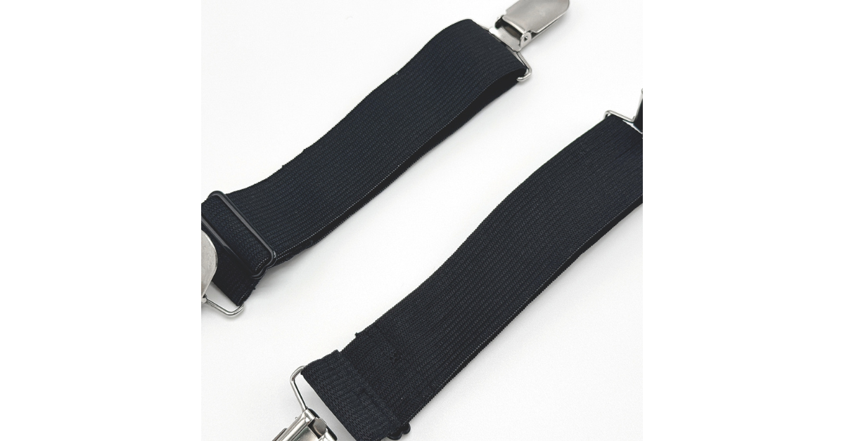 adjustable bed sheet holder clips close up