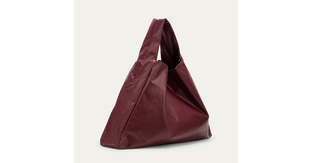 brown leather bag outfit