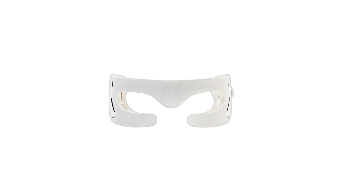 eye massager with red light therapy