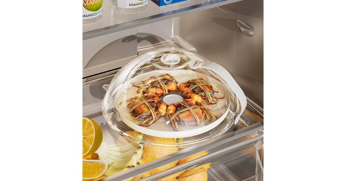 transparent microwave food cover on plate