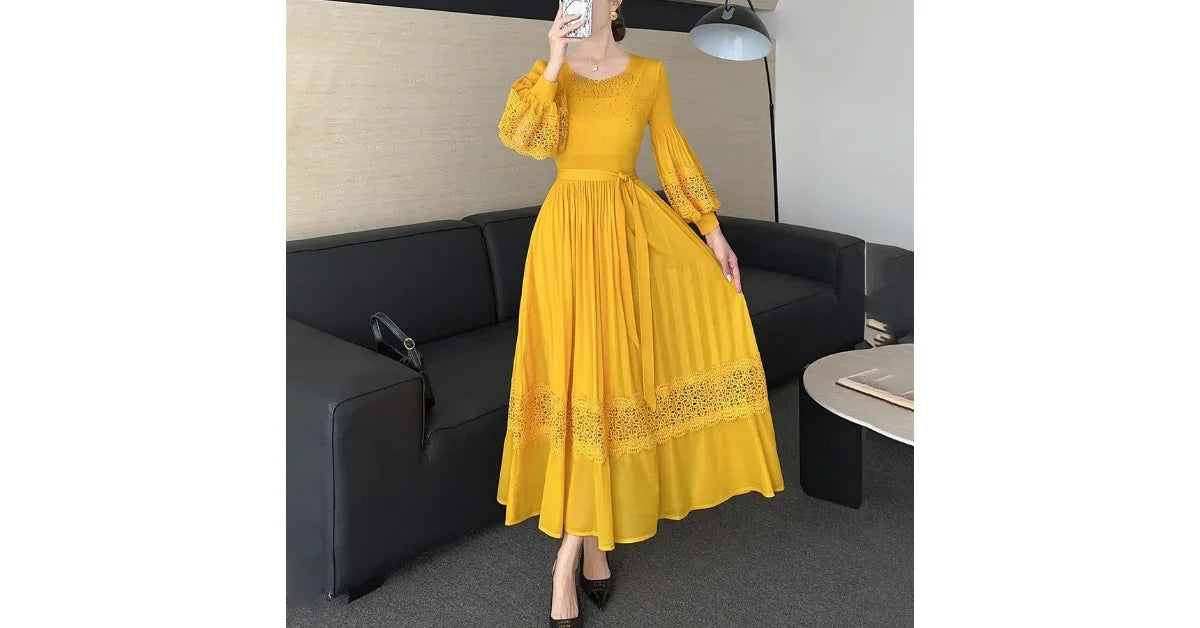 Vintage Miyake Pleated Casual Midi Dress for Women – Lantern Sleeves, Ruched Detail, Breathable Fabric - vitaliqa