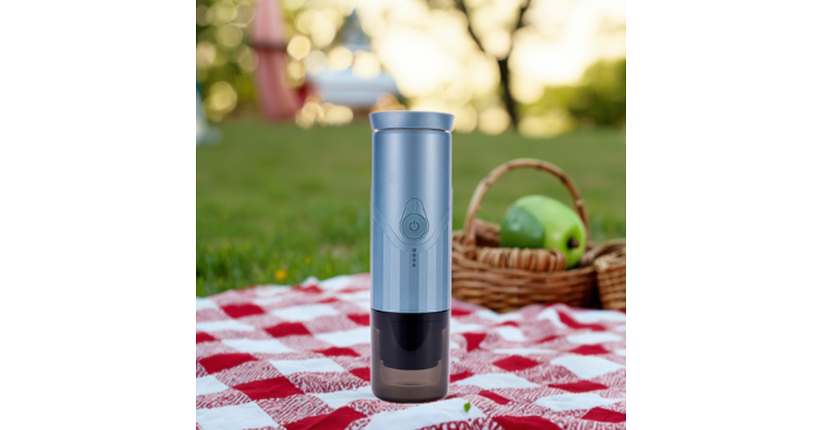 portable coffee maker for travel coffee lovers