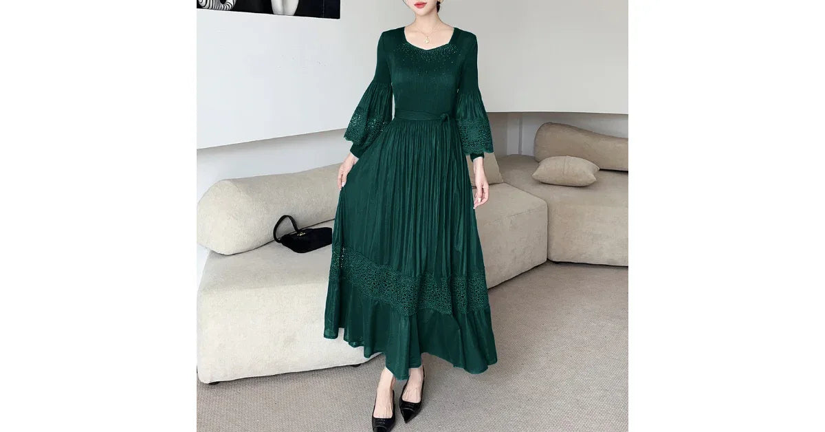 Vintage Miyake Pleated Casual Midi Dress for Women – Lantern Sleeves, Ruched Detail, Breathable Fabric - vitaliqa