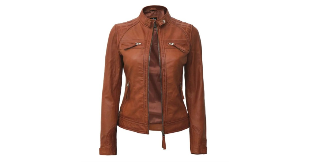 black leather jacket women winter outfit