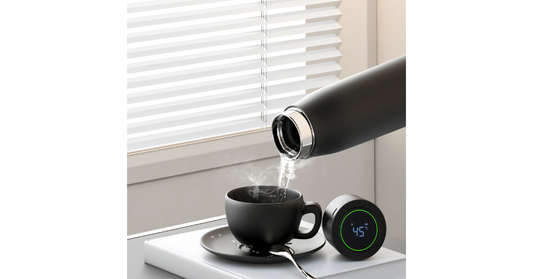 smart water bottle with uv self cleaning